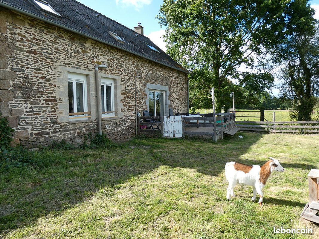 Maison 5 pièces 101 m² · à Lassay-les-Châteaux · 101 m² · 97 900 €