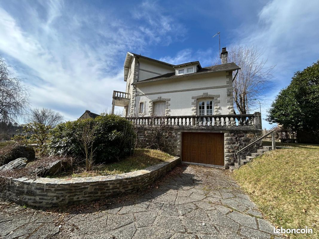 Maison 160 m² · à Sornac · 160 m² · 246 000 €