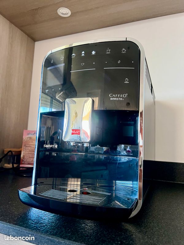 Machine à Café Automatique Melitta Barista TS Smart - Broyeur Intégré, Connectée, 21 Spécialités