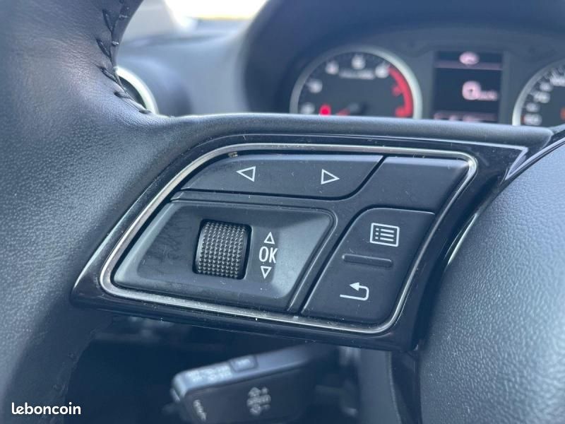 Audi Q2 35 TFSI 150ch COD S line Plus S tronic 7 (image 12)