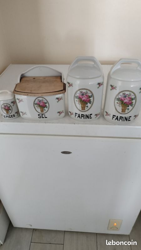 Pots à épices (image 1)
