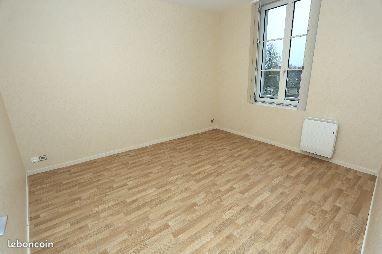 Appartement 4 pièces 64 m² · à Châtillon-sur-Indre · 64 m² · 489 €