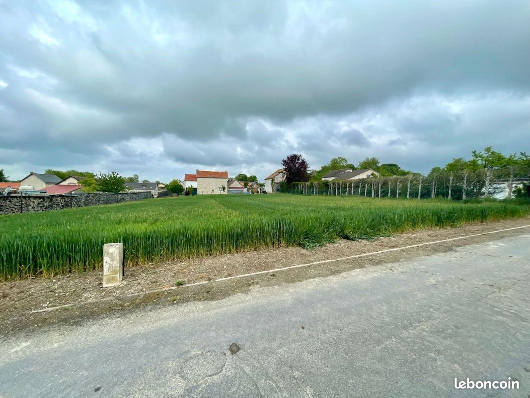 Terrain 1247 m² · à Villers-Devant-le-Thour · 1 247 m² · 37 800 €