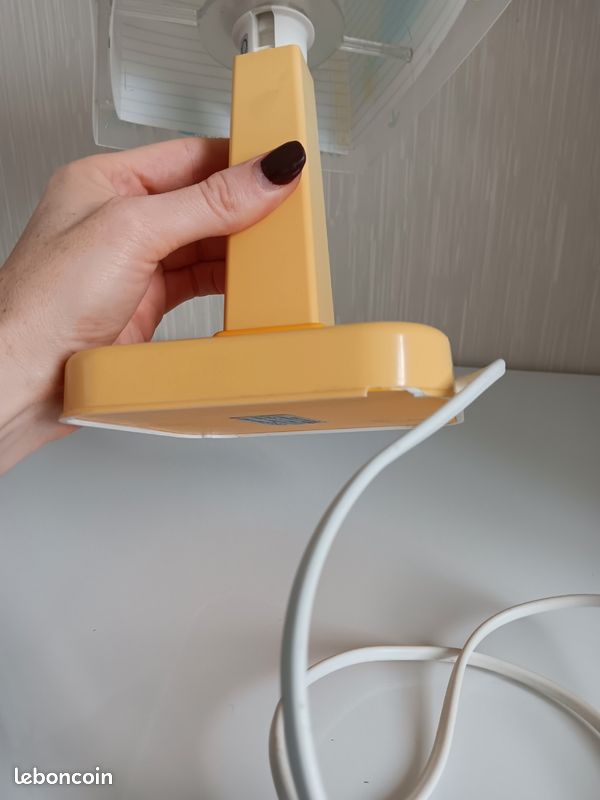 Lampe de chevet pour chambre enfant (image 3)
