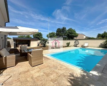 Maison 660 000 € - 167 m²