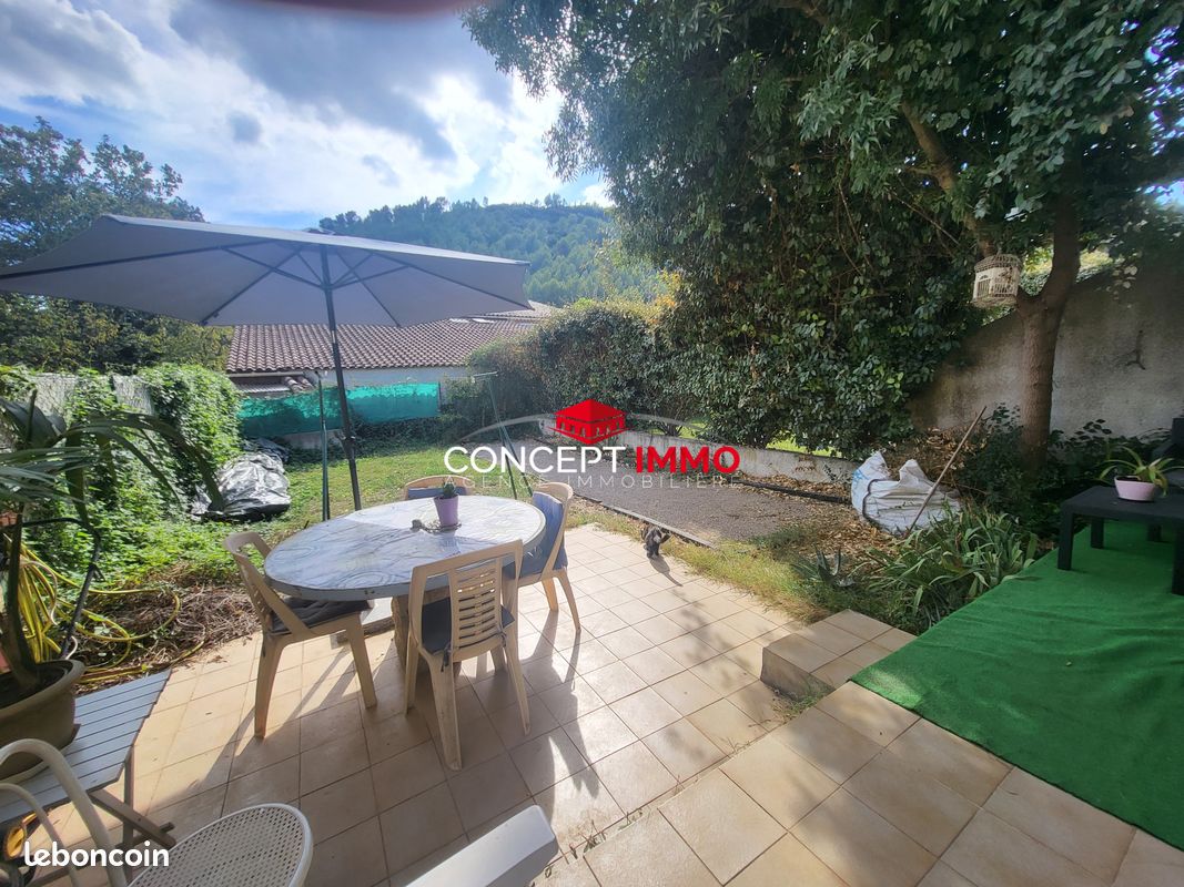 Maison 4 pièces 75 m² · à Solliès-Toucas · 75 m² · 305 000 €