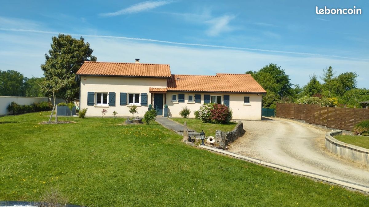 Maison 6 pièces 166 m² · à Attignat · 166 m² · 415 000 €