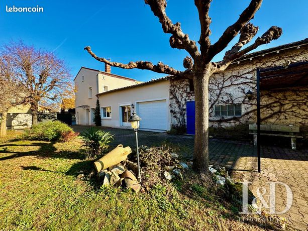 Maison de village 7 pièces 205 m²
