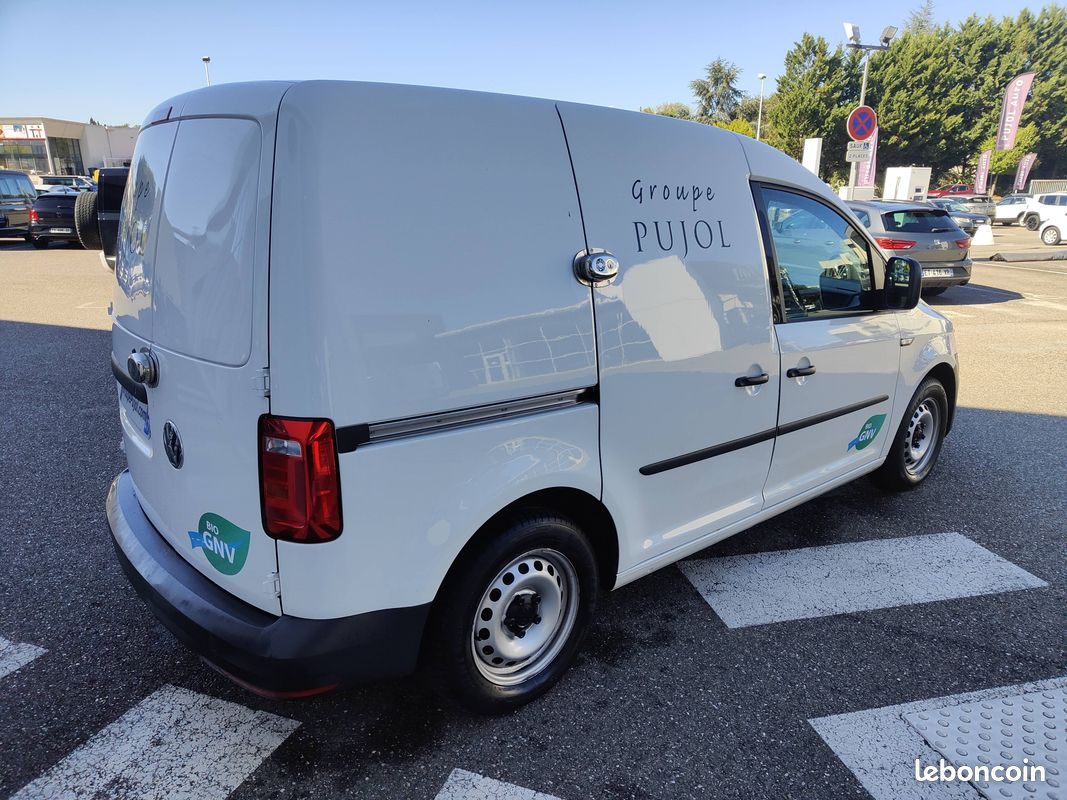 Volkswagen utilitaires caddy van 1.4 tgi 110 gnv bvm6 (image 11)