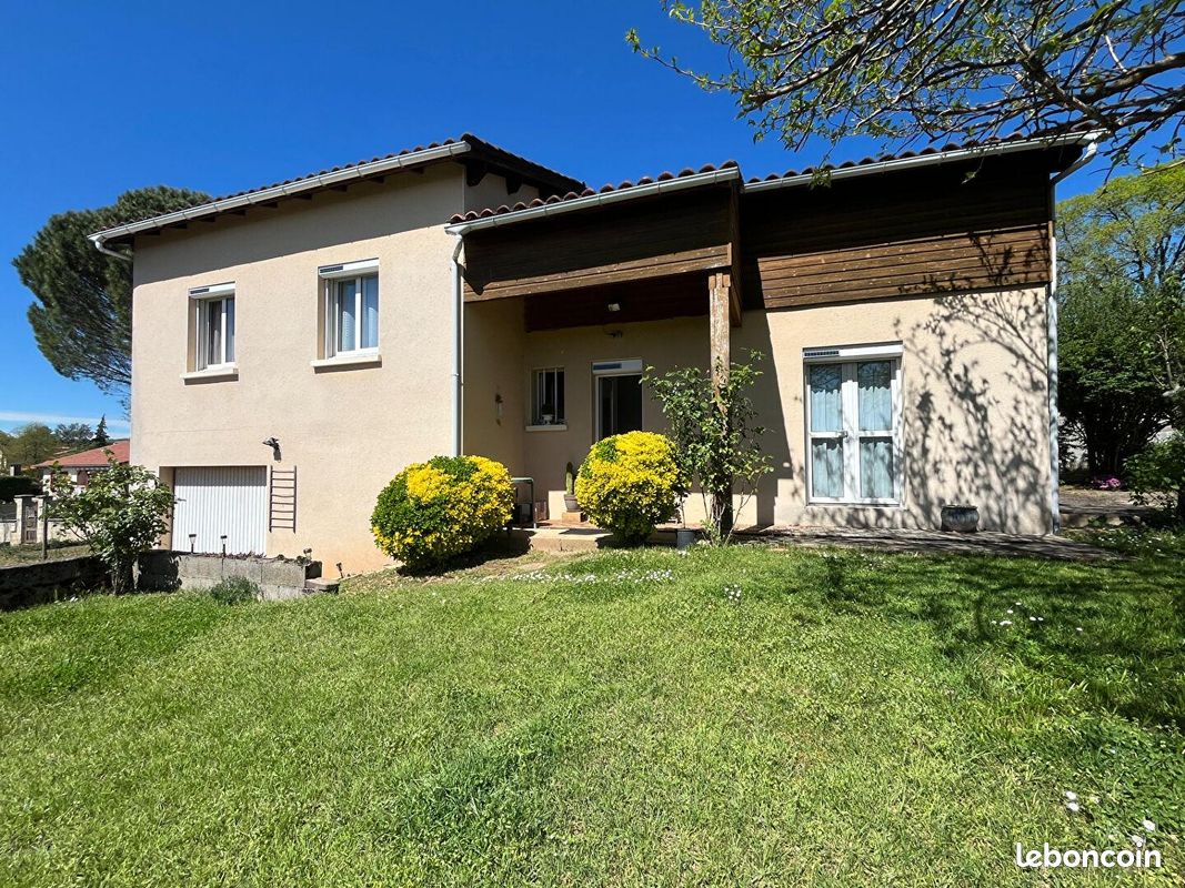 Maison 6 pièces 113 m² · à Figeac · 113 m² · 239 900 €