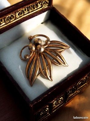 Broche fantaisie vintage en métal doré - Accessoire rétro