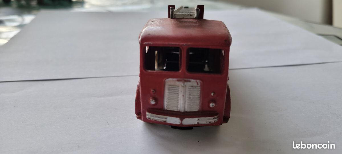 Berliet Pompiers 1er Secours Dinky Toys 32A - Collection Berliet Pompiers 1er Secours Dinky Toys 32A - Collection