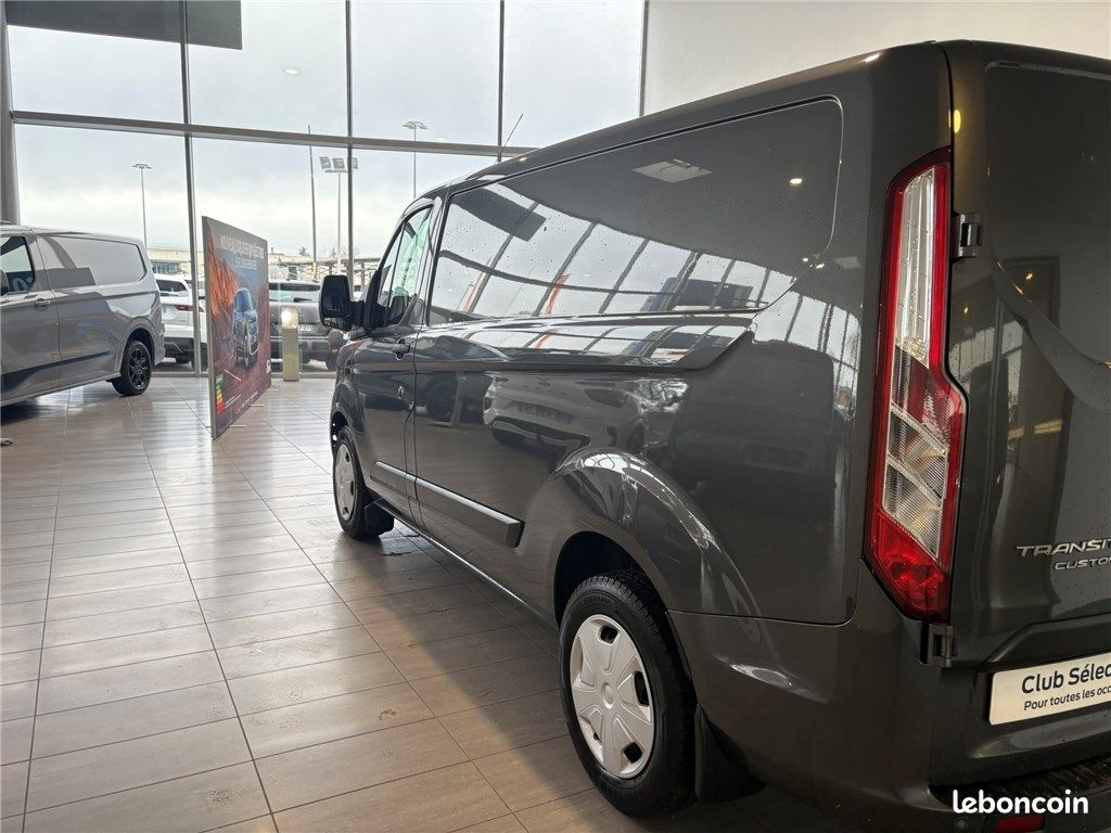 Ford Transit Custom FOURGON 300 L1H1 2.0 ECOBLUE 130 BVA TREND BUSINESS (image 4)