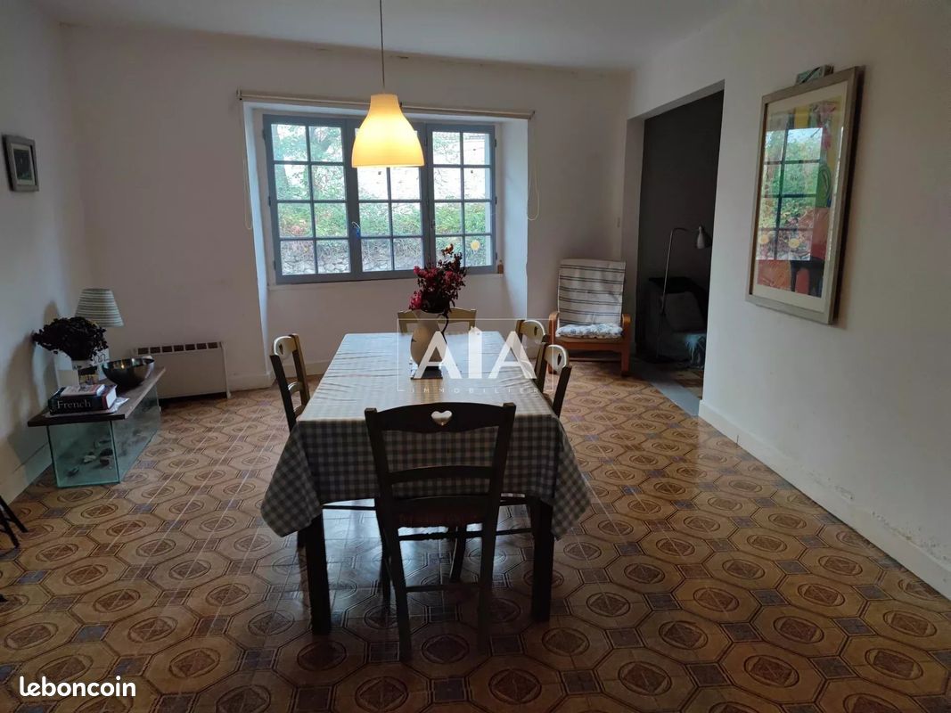 Maison de village 7 pièces 177 m² - Fontenille 16230 (image principale 3)