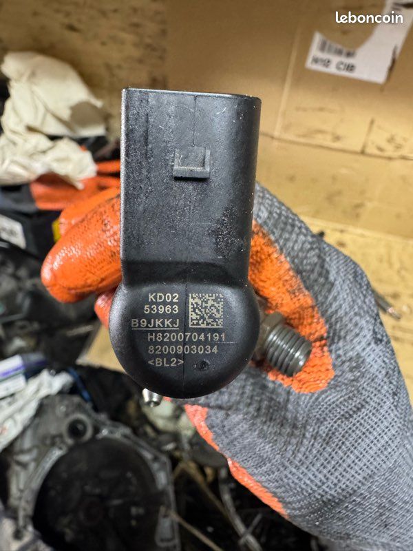 Injecteur 1.5 dci 110 cv (image 3)