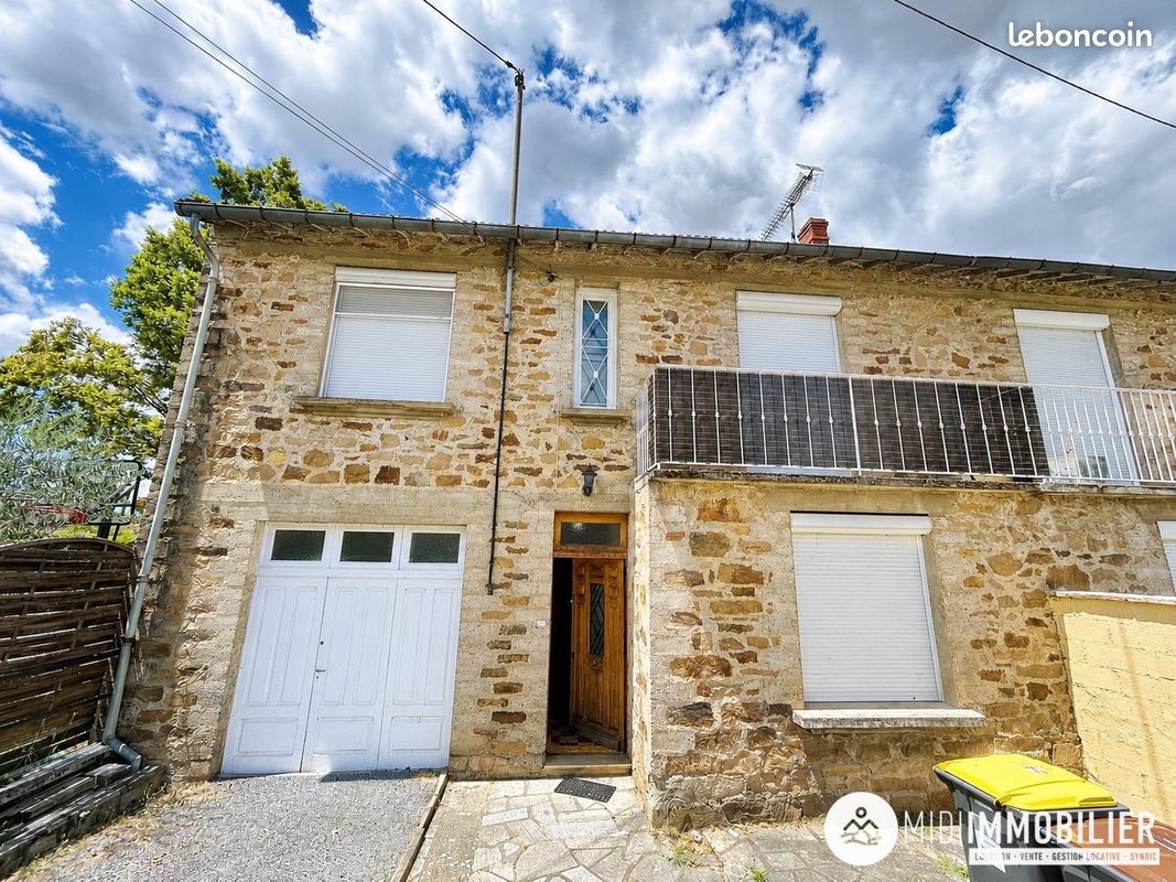Maison 5 pièces 125 m² · à Saint-Juéry · 125 m² · 805 €