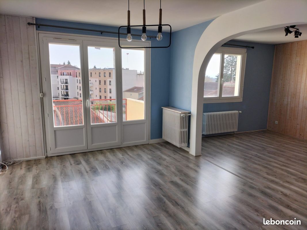 Appartement 2 pièces 63 m² · à Montrond-les-Bains · 63 m² · 620 €/mois