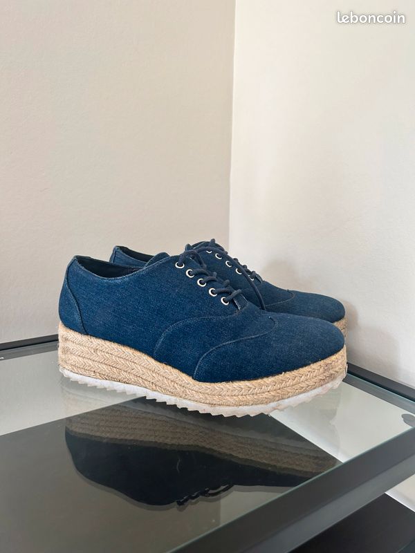 Chaussures LIBERTO taille 38 (image 1)