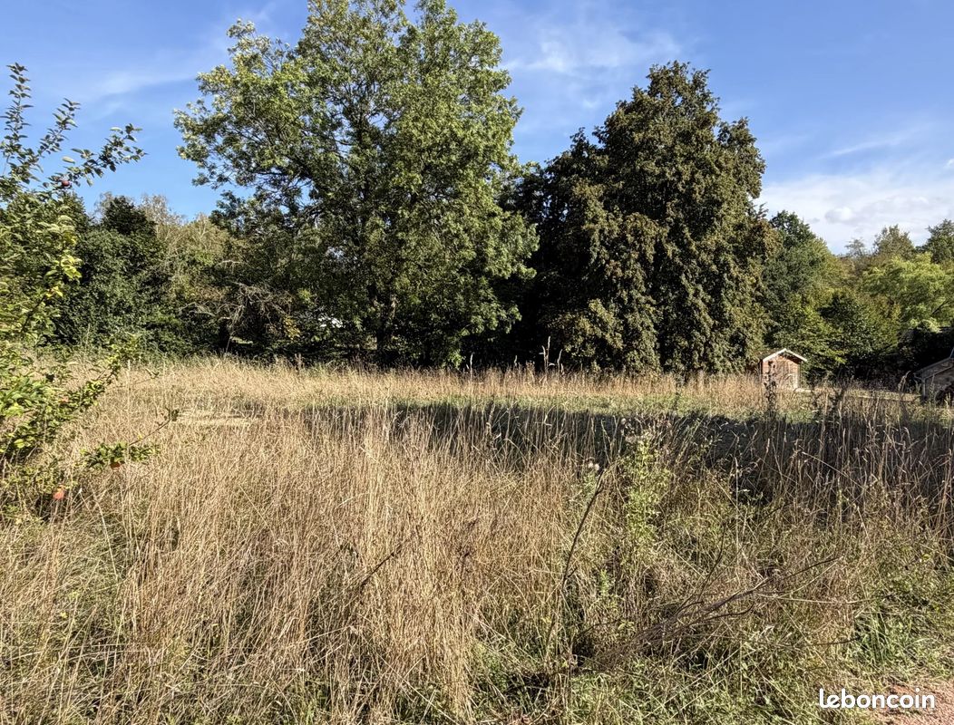 Terrain 1300 m² · à Villers-Cotterêts · 1 300 m² · 53 500 €