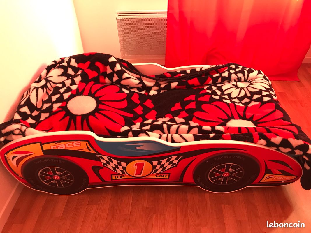 Lit de voiture pour enfant (image 1)