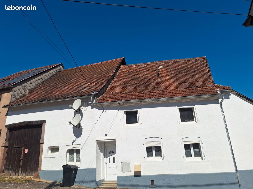 Maison 6 pièces 550 m² · à Voellerdingen · 550 m² · 42 000 €