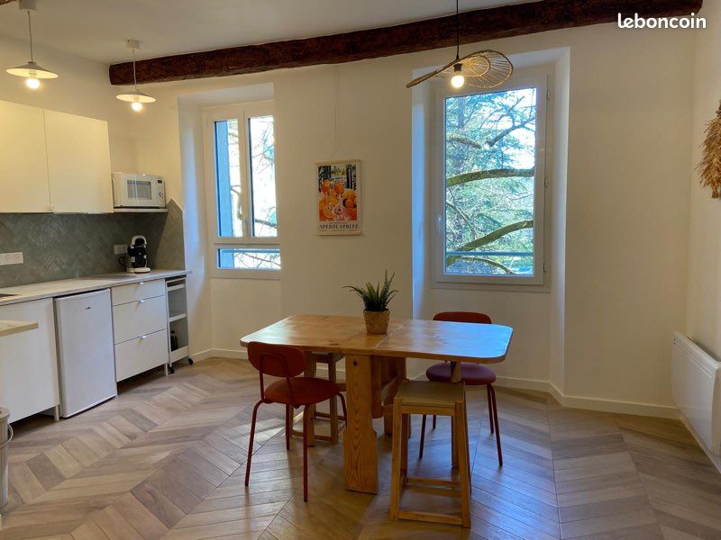 Appartement 2 pièces 40 m² · à Belgentier · 40 m² · 750 €/mois