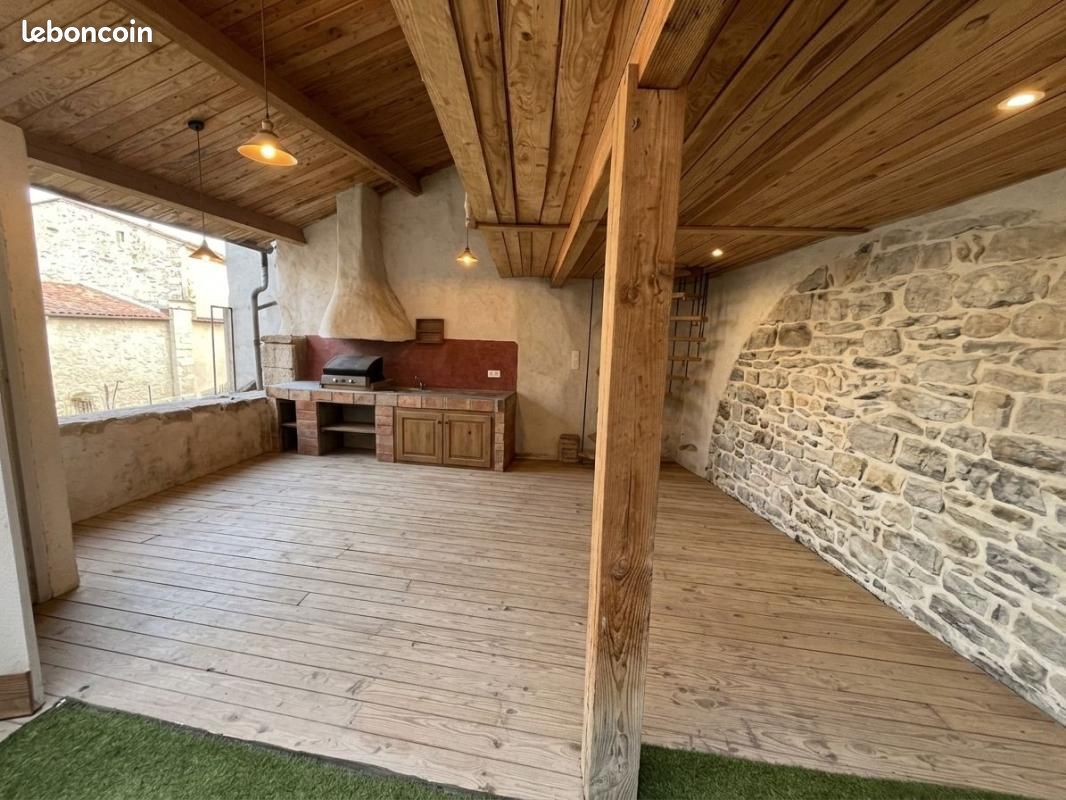 Appartement 2 pièces 76 m² · à Aubenas · 76 m² · 140 000 €