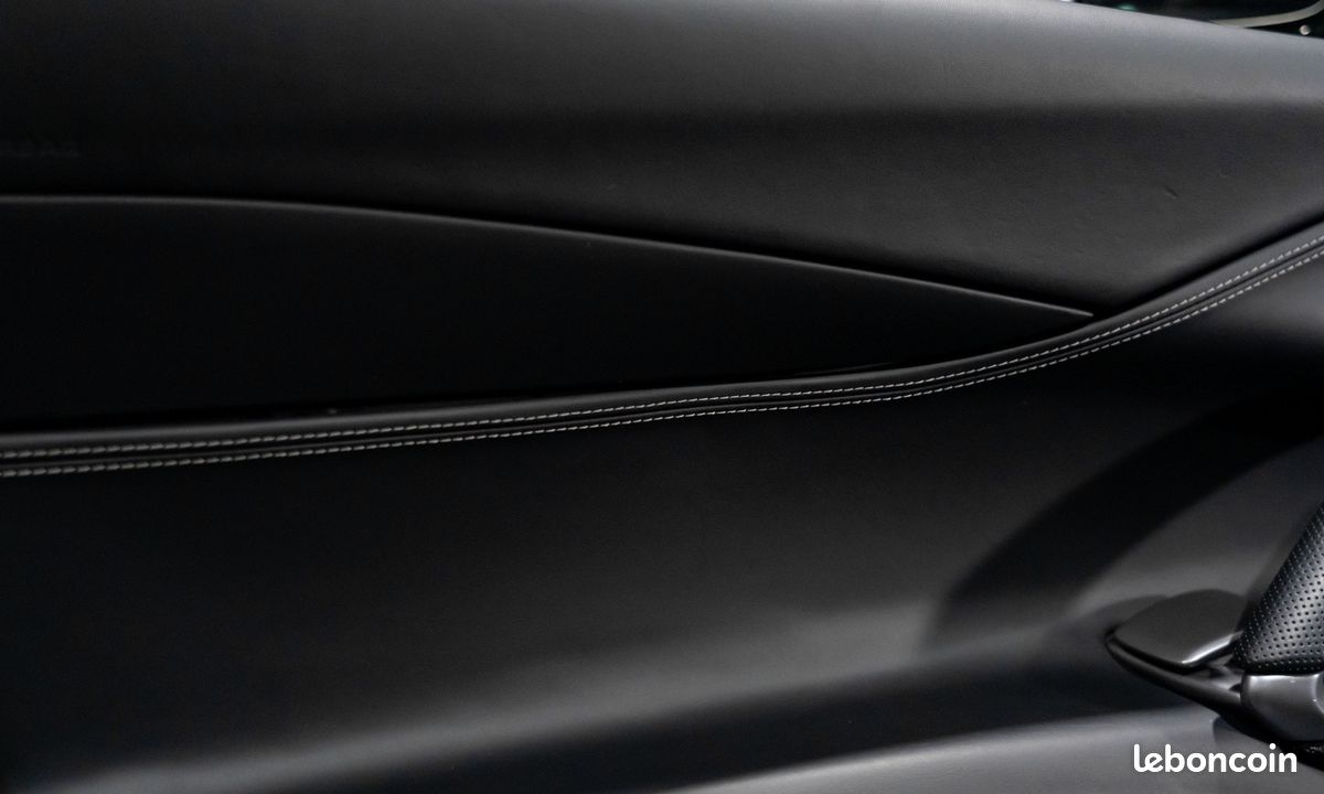Ferrari 812 Superfast V12 6.5 800Ch – Origine France / Carbone Ext Int / Display / Volant Carbone / 1999 Euros/Mois (image 29)