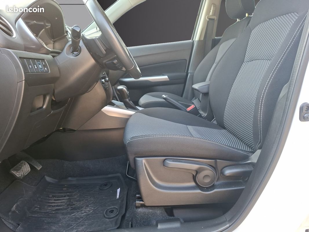 SUZUKI VITARA IV (2) 1.5 DUALJET HYBRID PRIVILEGE AUTO 102Ch Garantie 12 mois (image 9)