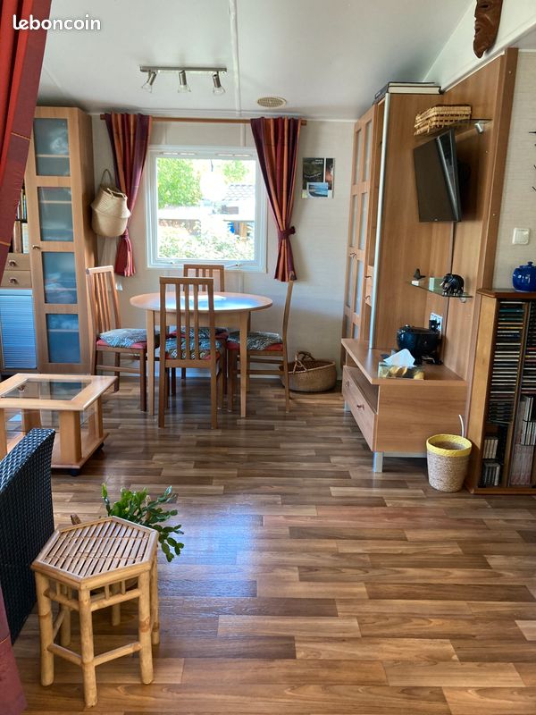 Mobilhome bord de lac (image 5)
