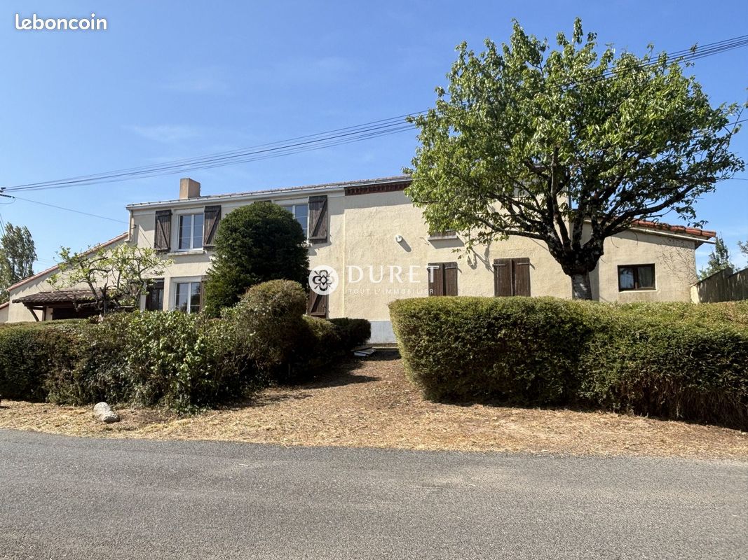 Maison 5 pièces 136 m² · à Vallet · 136 m² · 231 000 €