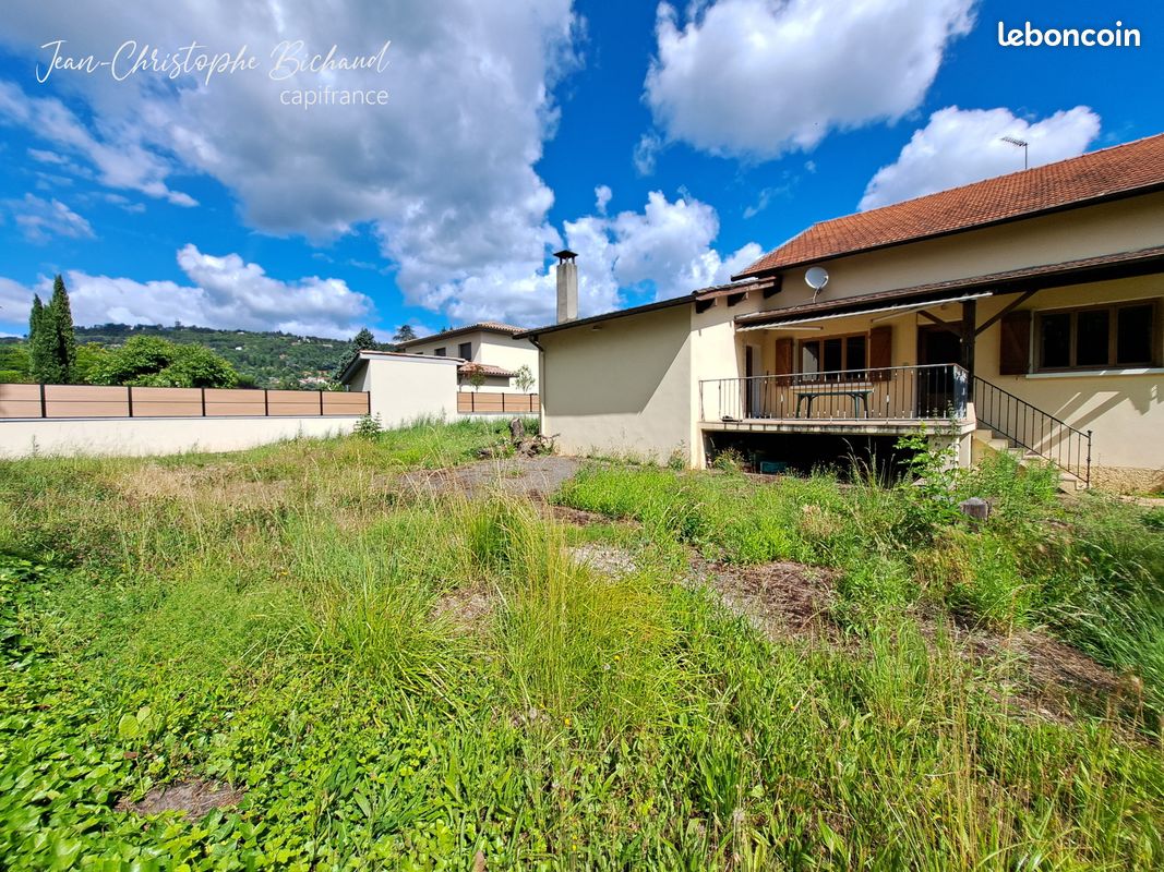Maison 6 pièces 254 m² · à Collonges-au-Mont-d'Or · 254 m² · 632 000 €