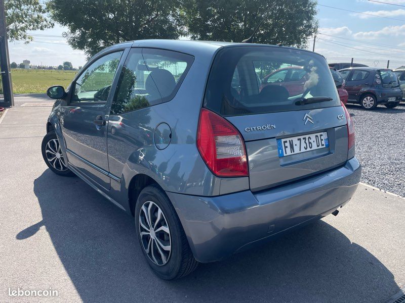 Citroën C2 1,1i Essence 60 Chvx « 147 000 kms » (image 2)
