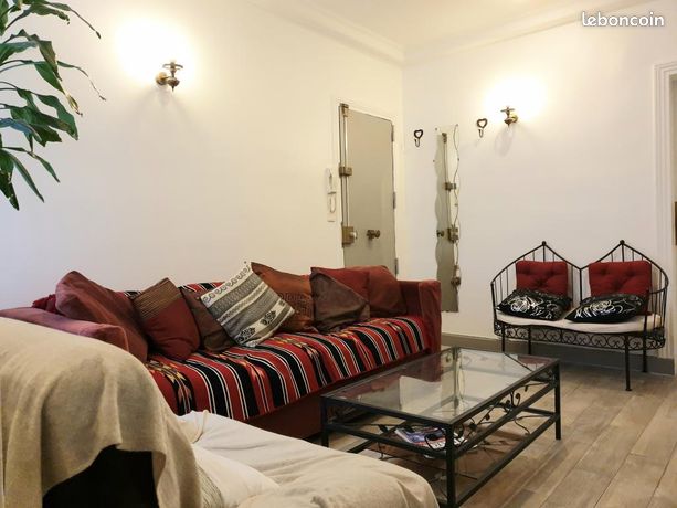 Appartement a louer paris-8e-arrondissement - 3 pièce(s) - 50 m2 - Surfyn