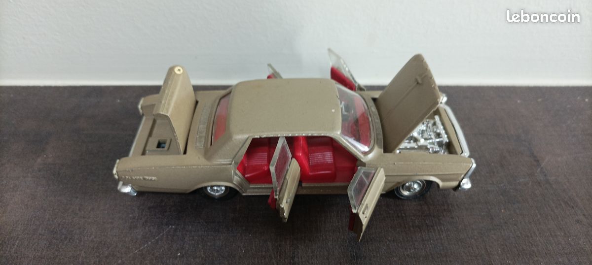 Dinky Toys 1402 Ford Galaxie 500 En Boîte D'origine - Miniature Voiture Collection