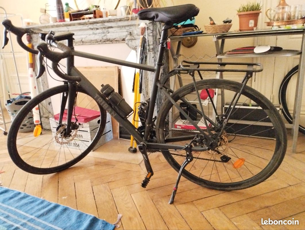 Velo route cyclotouriste triban rc500 noir (image 1)