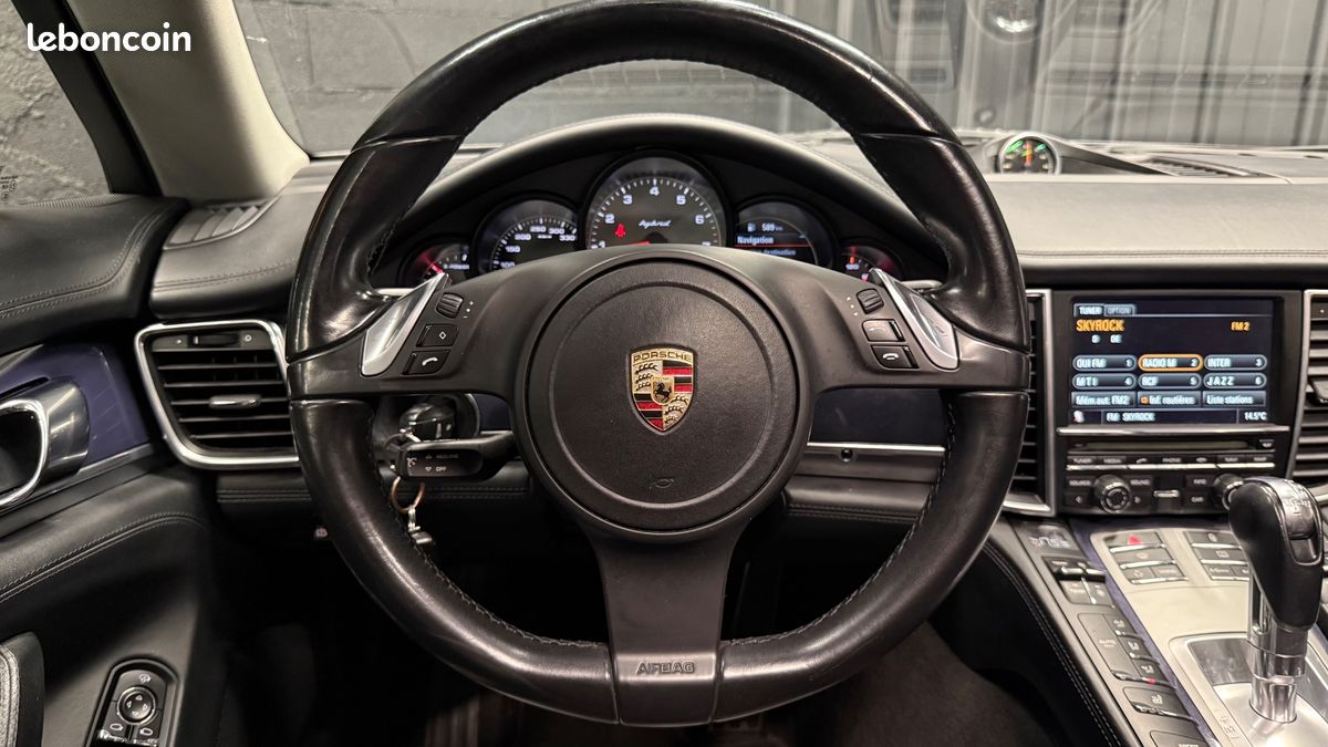 PORSCHE PANAMERA S HYBRID BVA / PACK CHRONO / TOIT OUVRANt (image 4)