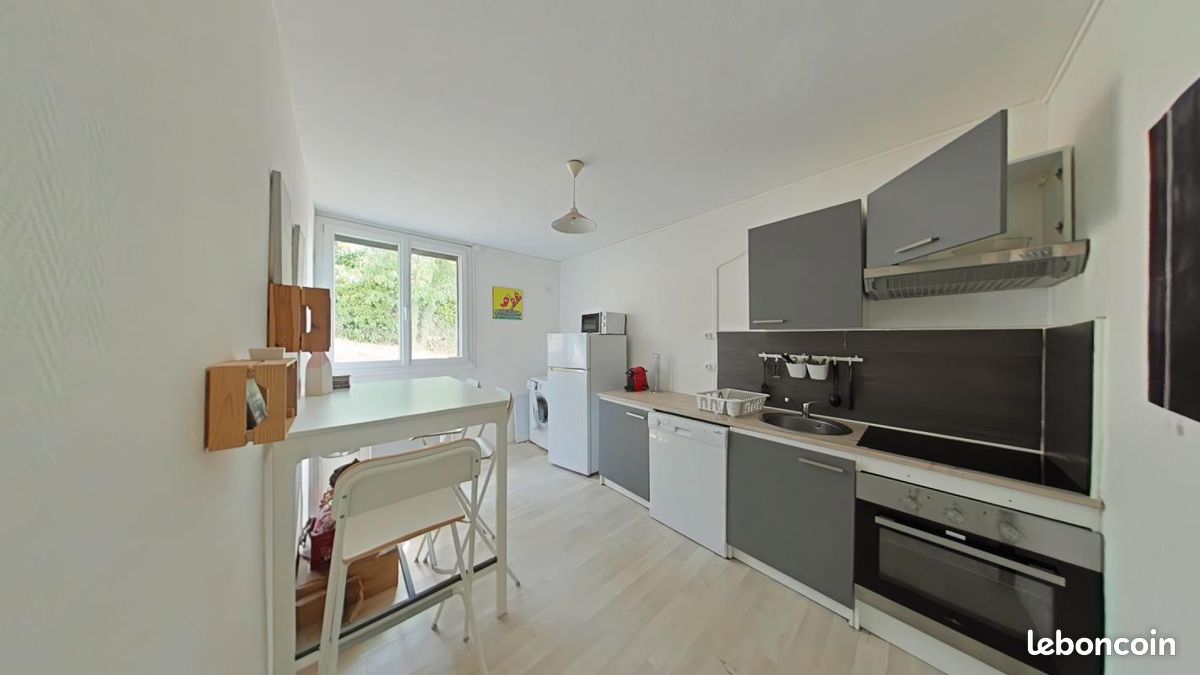 Appartement 3 pièces 55 m² · à Saint-Étienne · 55 m² · 630 €/mois