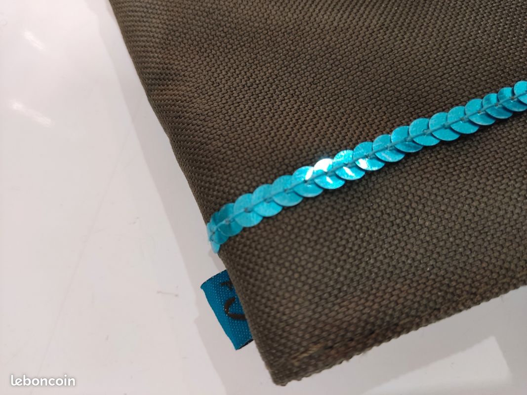 Petit sac maquillage C. COBSON (image 3)