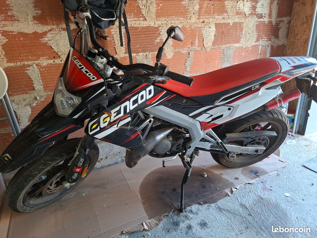 Aprilia sx50 (image 1)