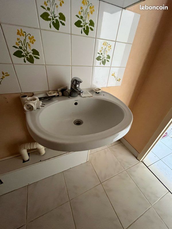 Lavabo (image 1)