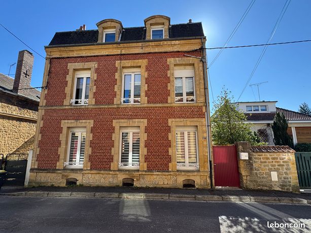 Maison 9 pièces 185 m²