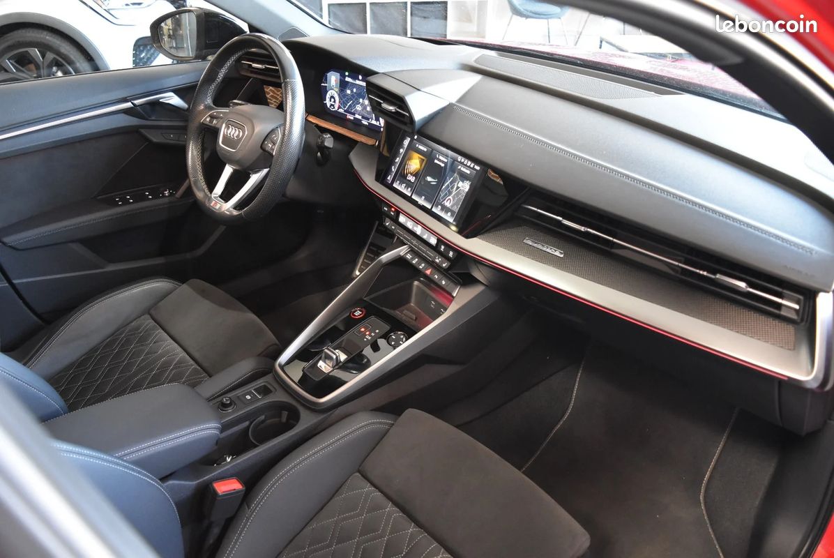 AUDI S3 SPORTBACK TFSI 310 S tronic 7 Quattro (image 20)
