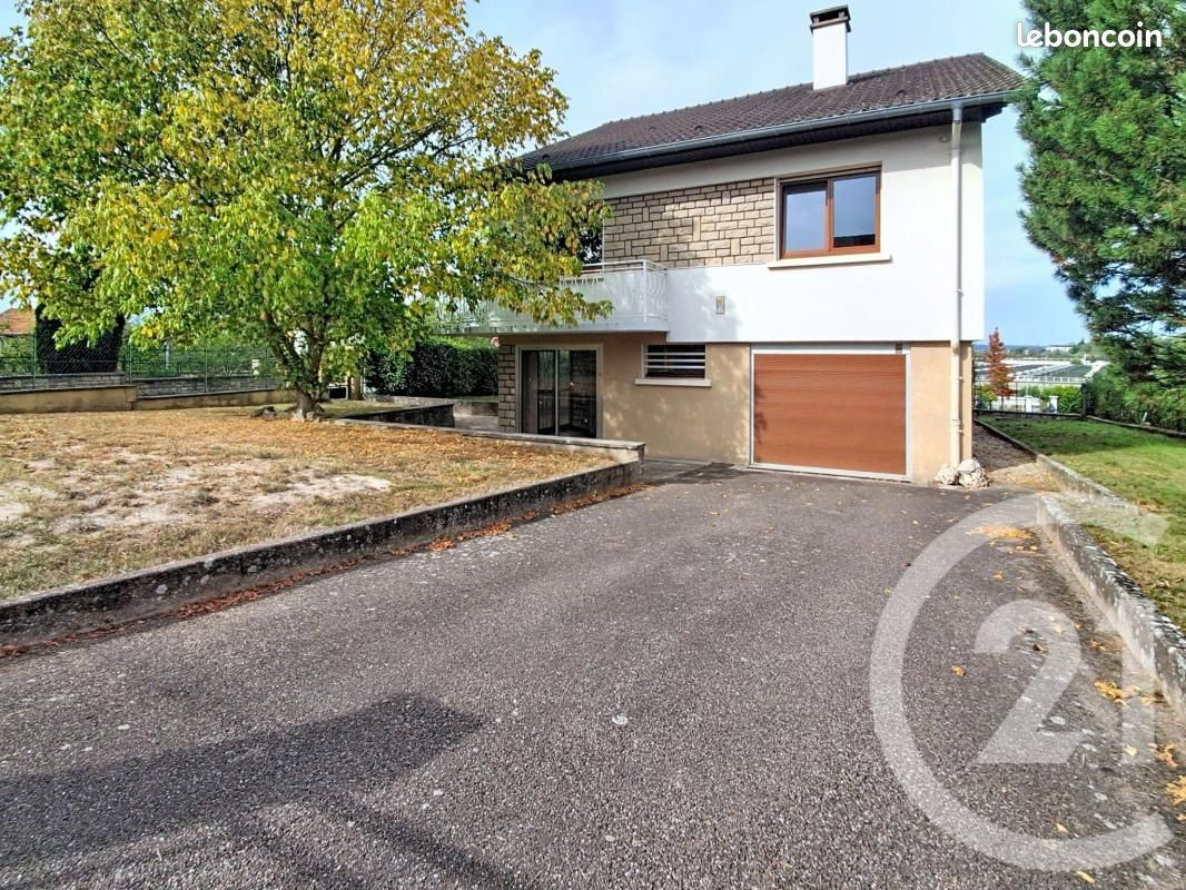 Maison 7 pièces 126 m² · à Noidans-lès-Vesoul · 126 m² · 170 000 €