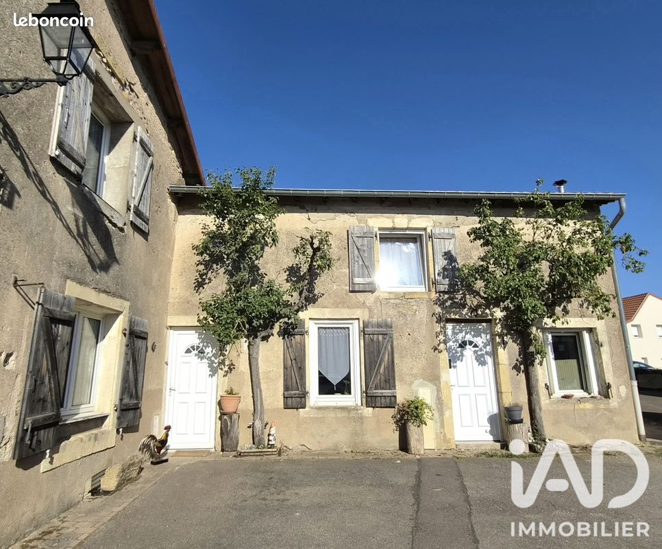 Maison 7 pièces 171 m² · à Vigy · 171 m² · 266 000 €