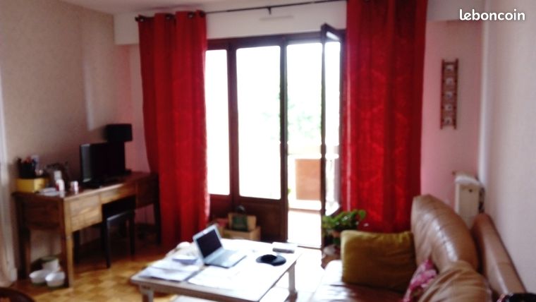 Loue T2, 40m2, centre-ville St Affrique,