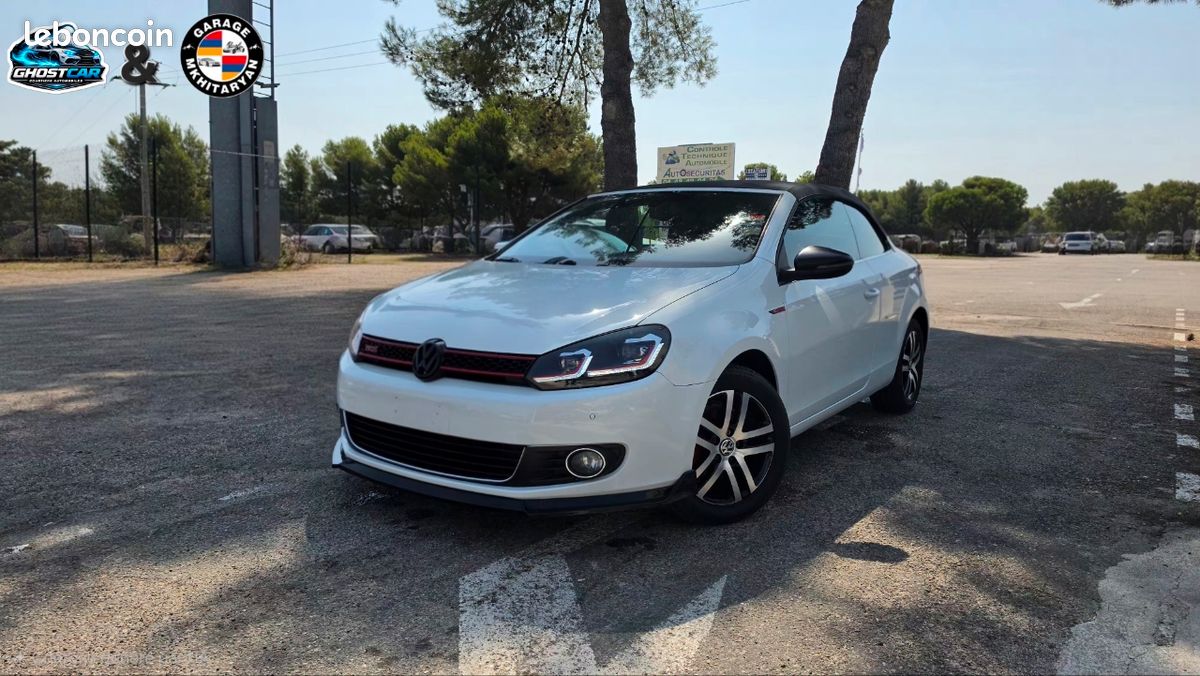 VW Golf 6 Cabriolet 1.6 TDI 105 – Look GTI – Modèle Unique – 120 686 km (image 1)
