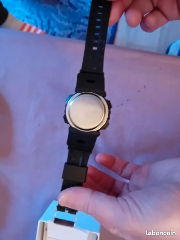 Montre Ben Nevis noir Numérique pour Militaires de Sport 5ATM étanche (image 2)