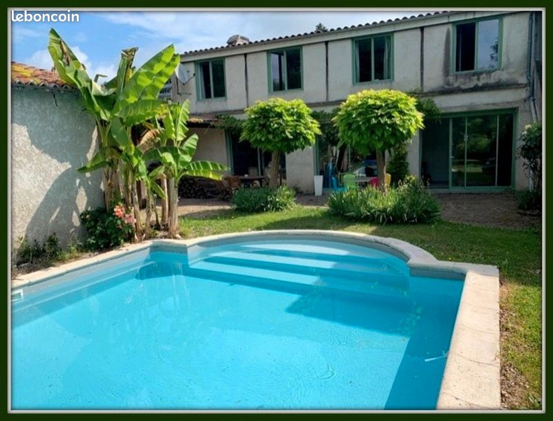 Maison de village 9 pièces 290 m² - Coteaux-du-Blanzacais 16250 Blanzac-Porcheresse (image principale 3)