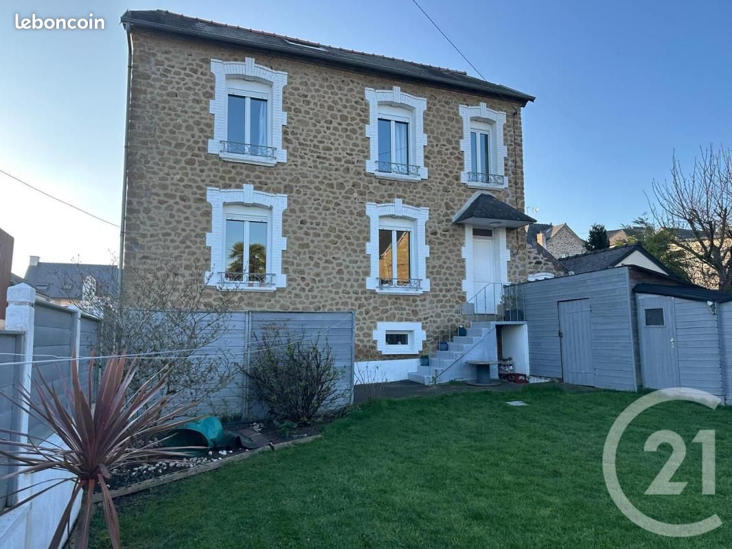 Maison 5 pièces 120 m² · à Fougères · 120 m² · 274 000 €